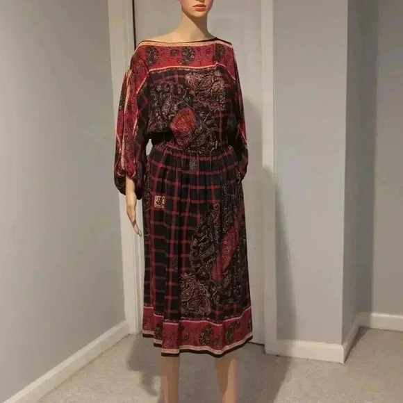 Vintage silk Neiman Marcus midi dress - Picture 3 of 12
